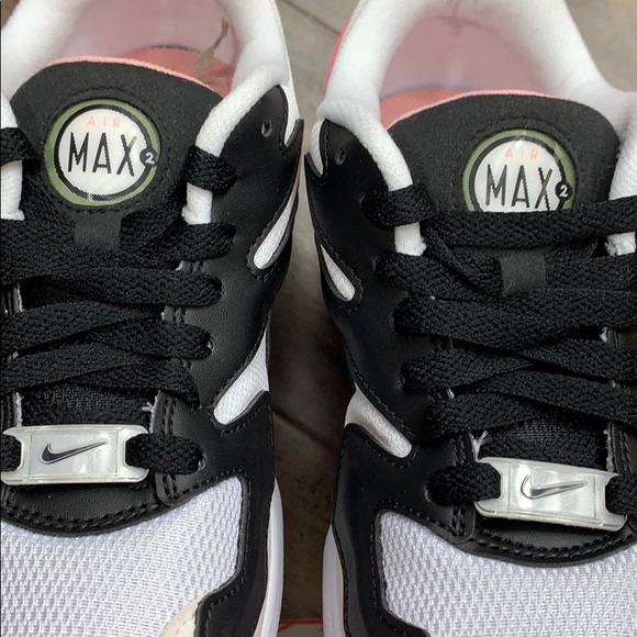 W NIKE AIR MAX2 LIGHT white/bleached coral-black - Picture 12 of 16